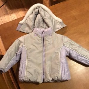 Oshkosh ski jacket and bibs size 4